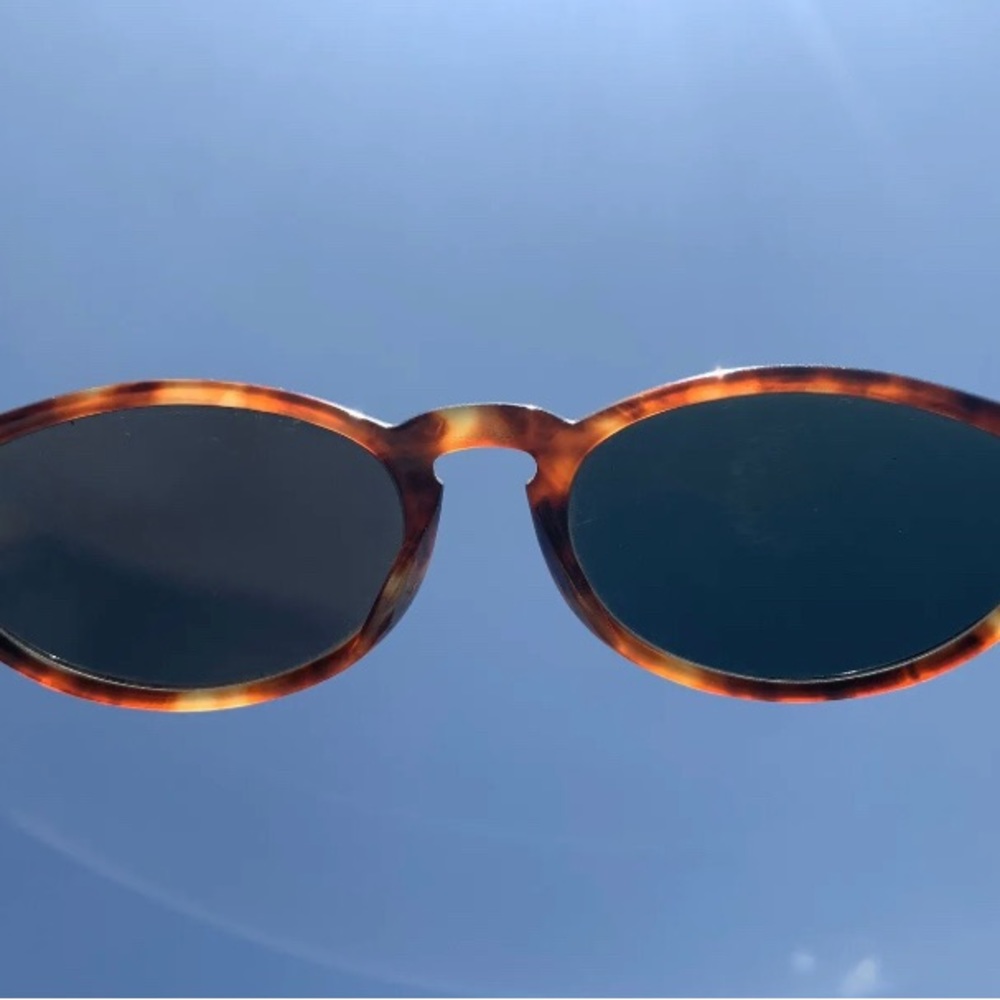 Beautiful Vintage Revo Tortoise Cat Frame Sunglasses - Picture 2 of 5
